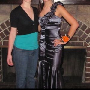 Sleek Charcoal Gray Formal Dress